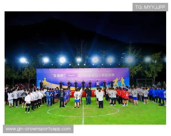 中圈开球规则拆解:何时必须踢出才能有效开赛? 中圈开球规则拆解:何时必须踢出才能有效开赛?