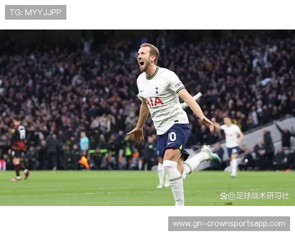 凯恩的生涯成就与冠军绝缘根源何在？战术角色与体系适配影响分析