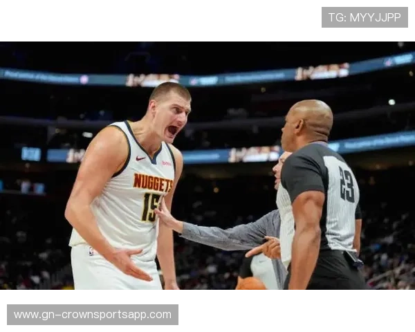 对比约基奇，萨博尼斯高位挡拆更擅长制造禁区效率