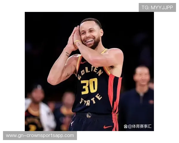 库里无球跑动牵制防线，三分效率领跑后卫群