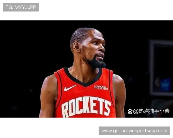 杜兰特无球跑动效率提升，拉开空间改变进攻结构